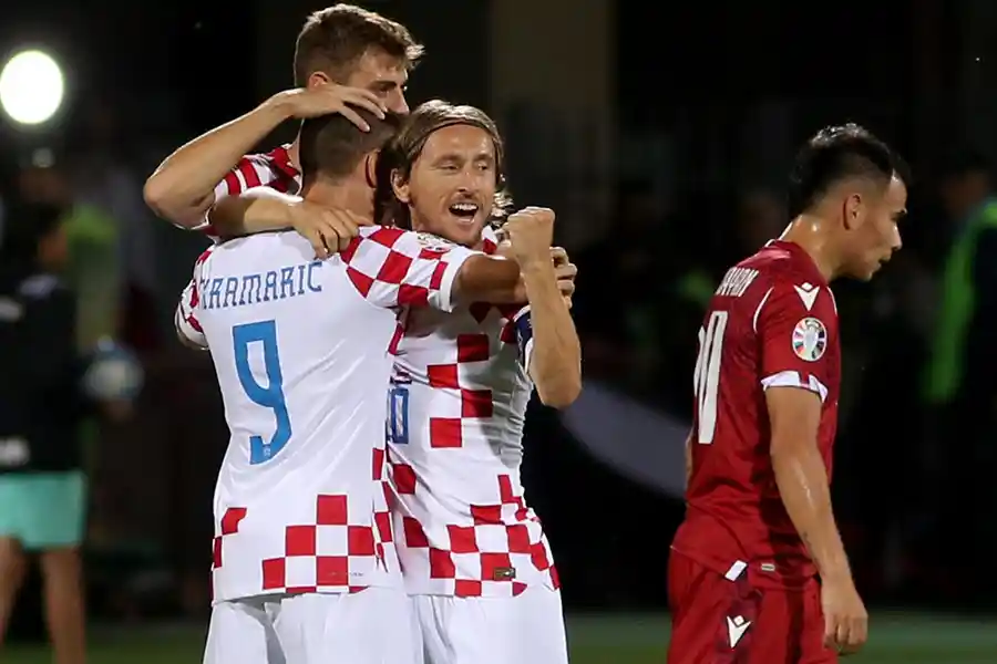 Croatia vs Ý Ngày 256